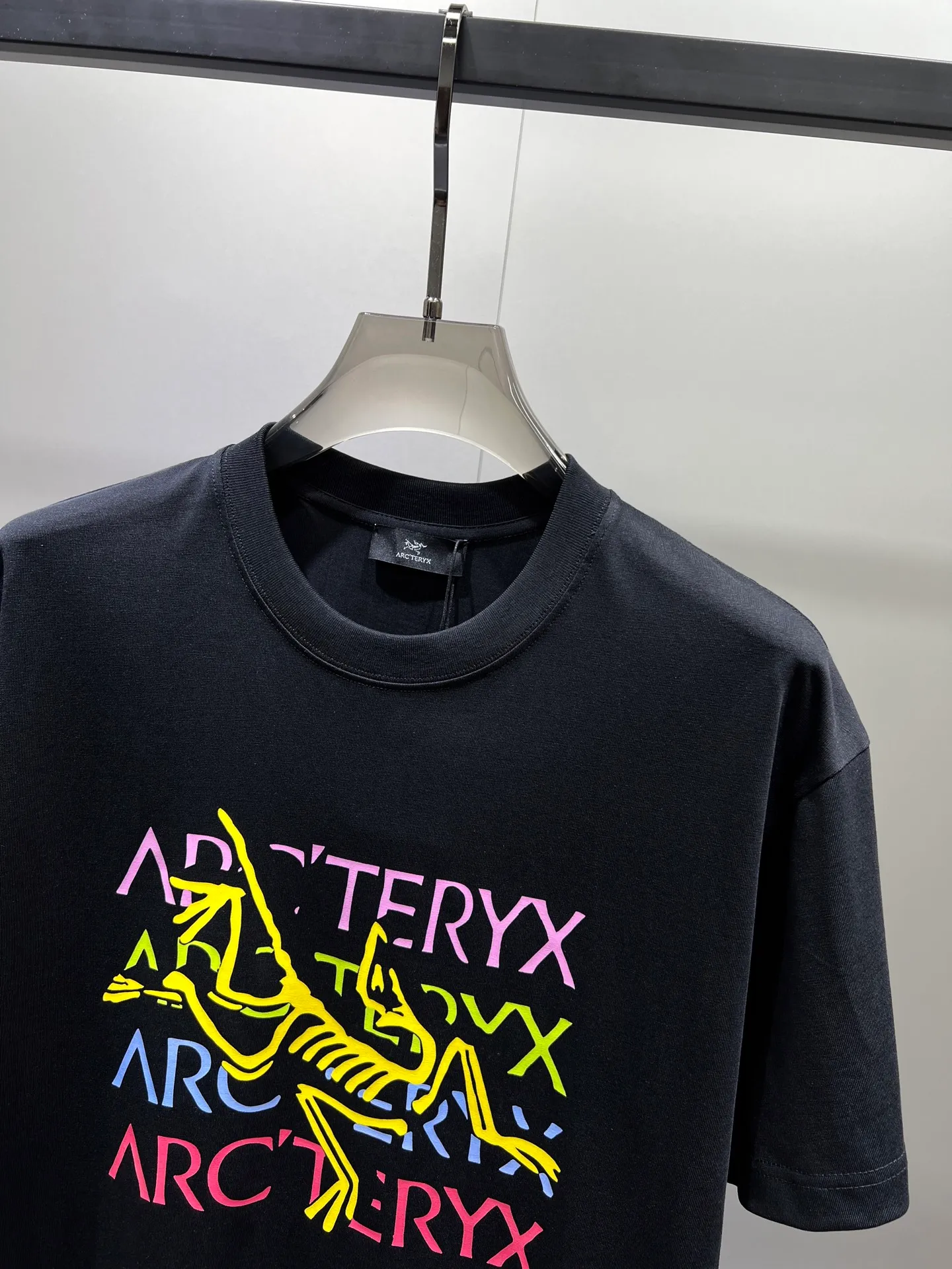 arcteryx🌟New Arrival T T Hot Sale 99 🐎🐎Size：S-XXL Black White 2 （Size ） Size S 110 54 69 21 M 114 56 71 22 L 118 58 73 22 XL 122 60 75 23 2XL 126 62 77 23